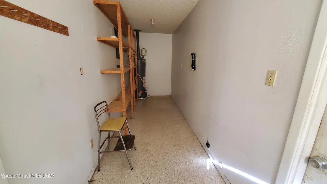 Photo of 939 Kings Post Road