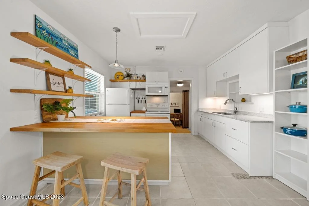 Photo of 120 Rita Boulevard
