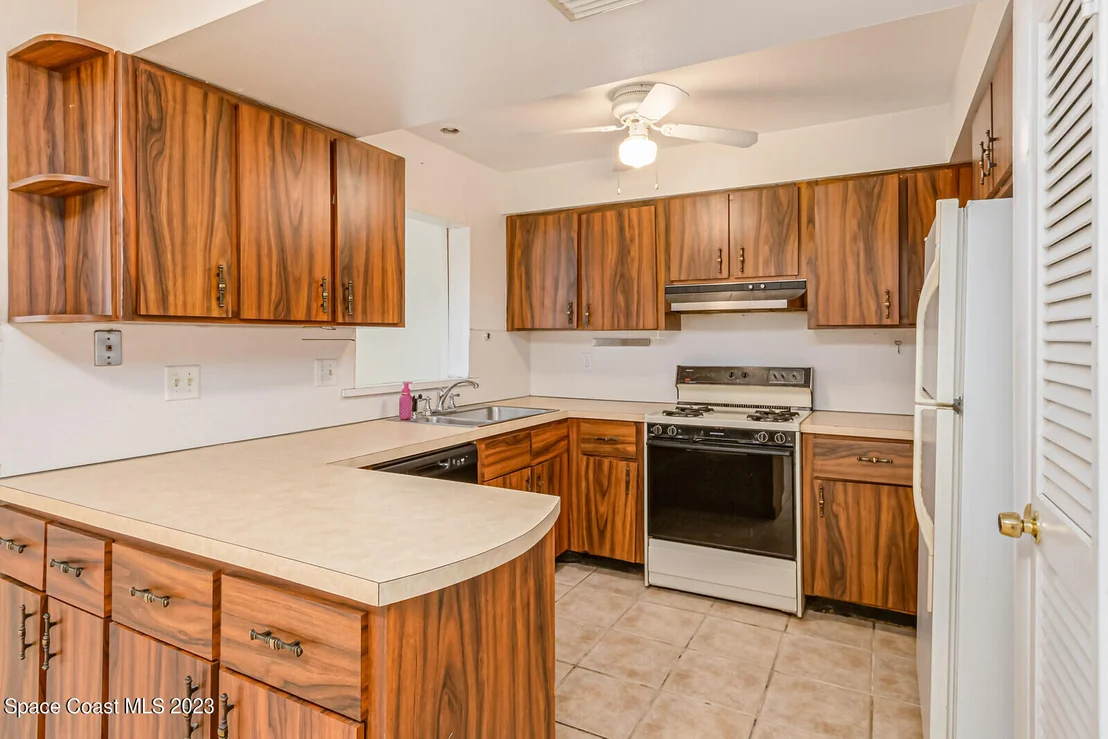 Photo of 3290 Dade Circle NE