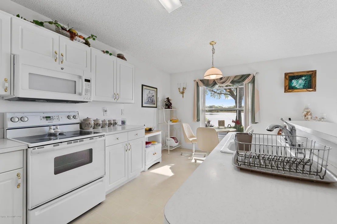 Photo of 693 Lake George Drive