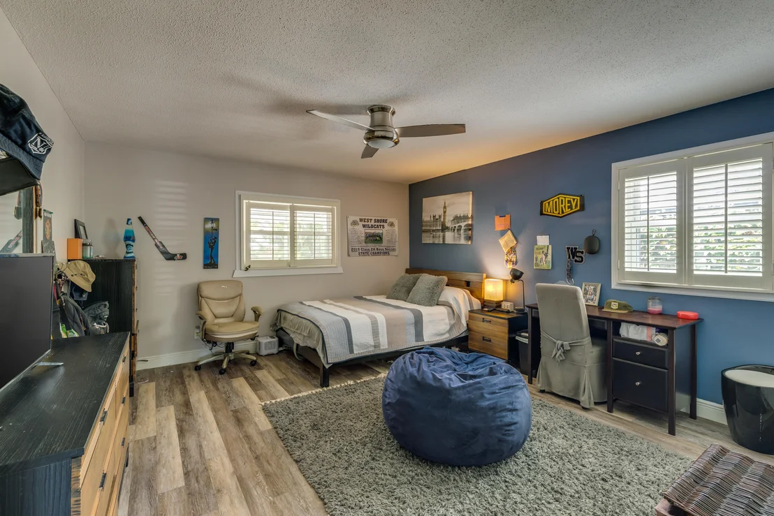 Photo of 401 5th Avenue