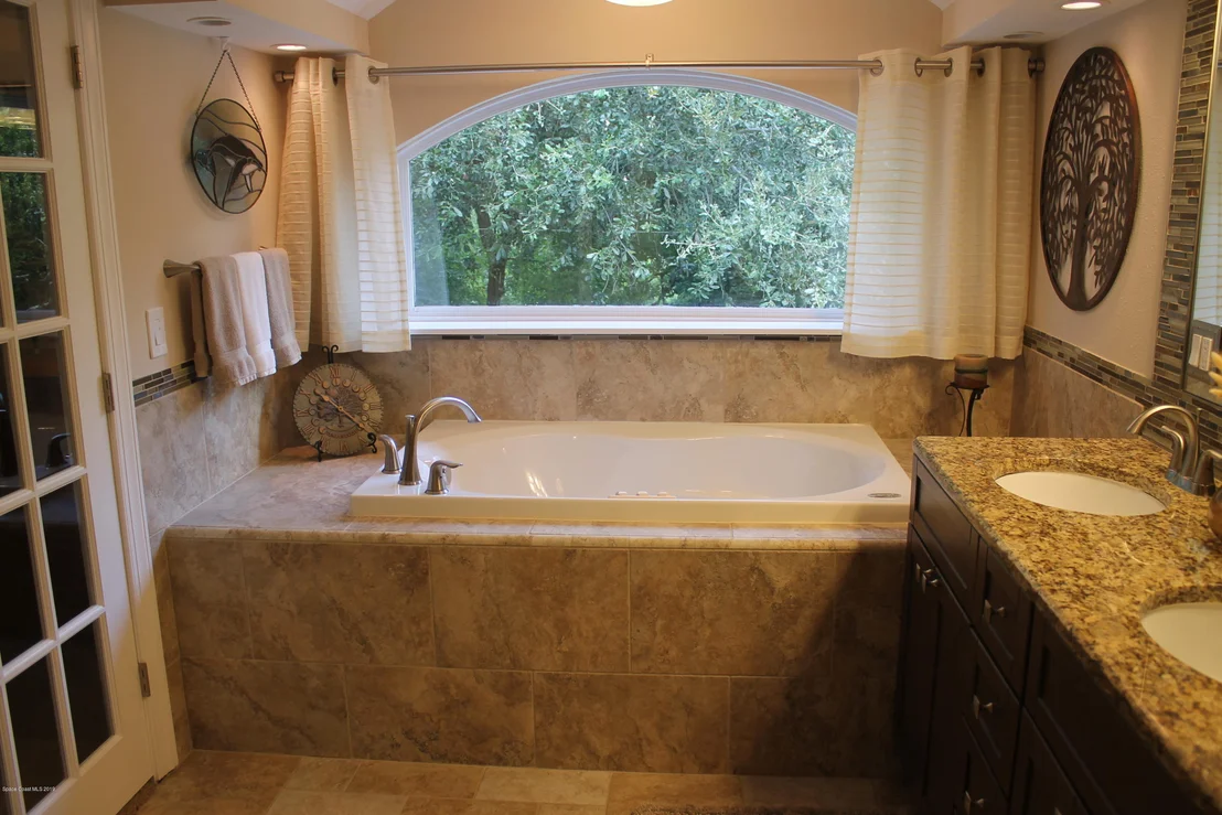 Photo of 3212 Buckingham Lane