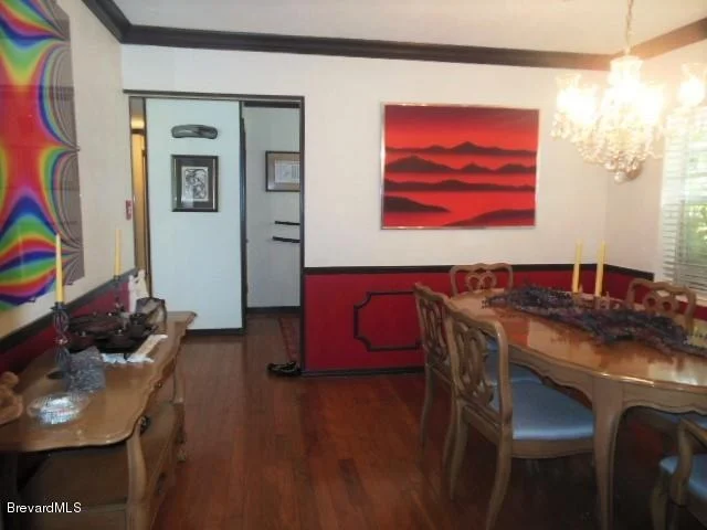 Photo of 530 Pine Tree Drive