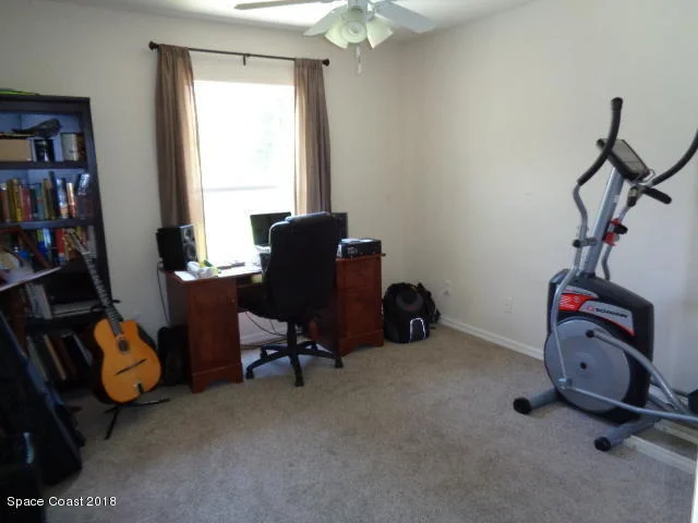 Photo of 827 Honeysuckle Drive