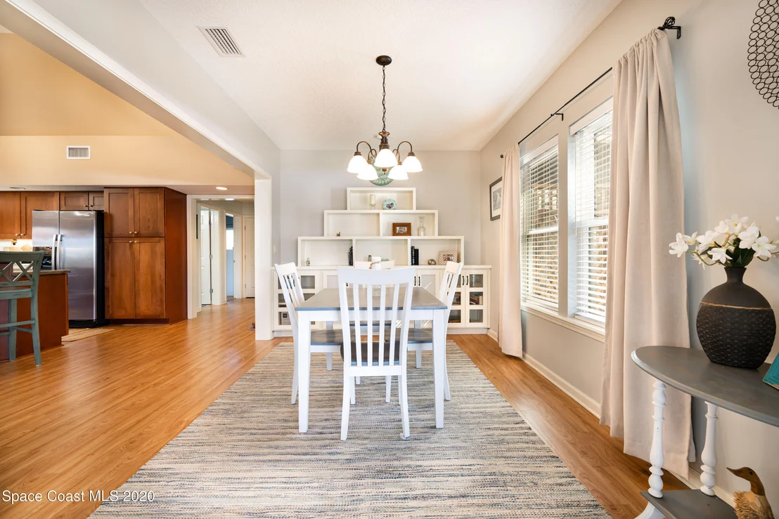 Photo of 1732 Hammock Circle W