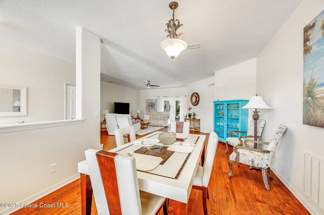 Photo of 1137 Morgan Circle NE