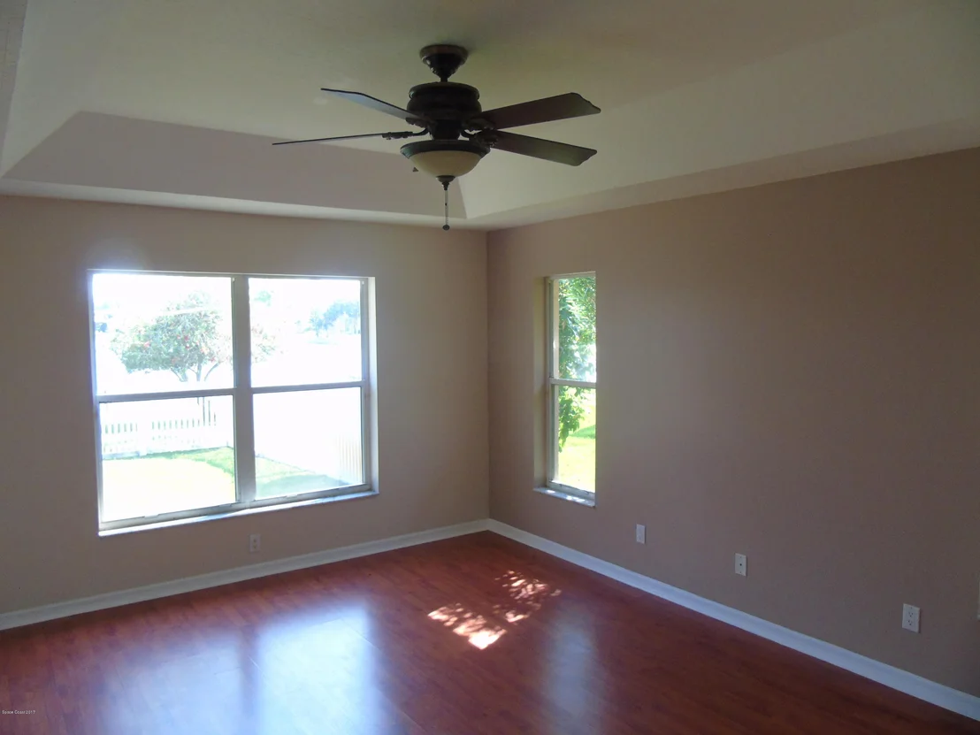 Photo of 4174 Ventana Boulevard N