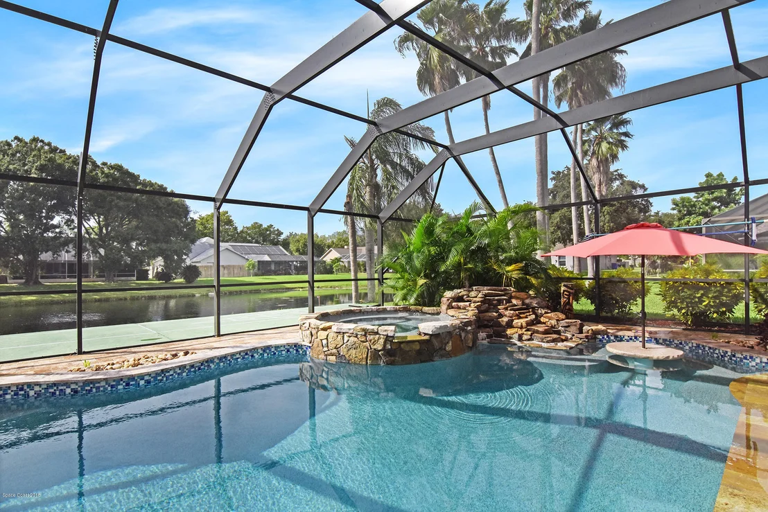 Photo of 943 Pelican Lane
