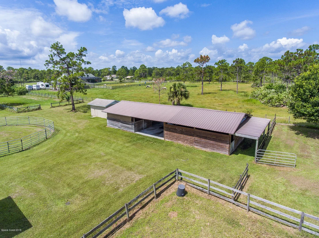 Photo of 2040 Benjamin Road