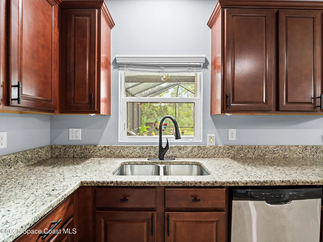 Photo of 850 Fiddleleaf Circle