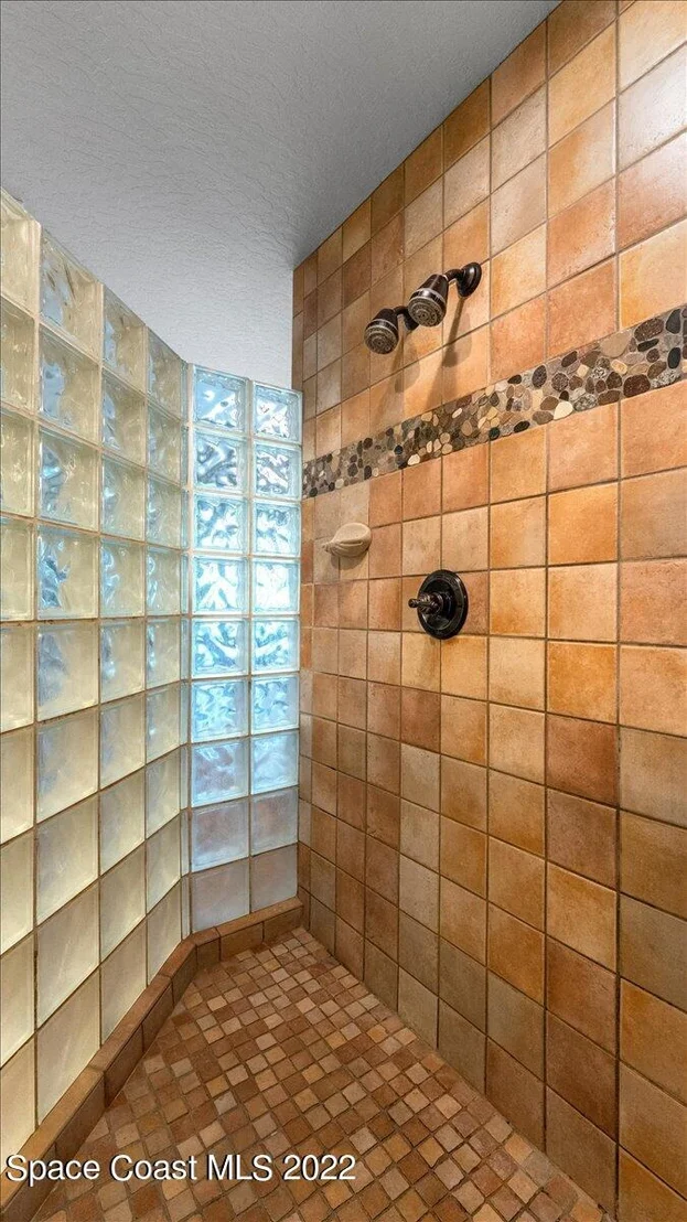Photo of 873 Oak Park Drive