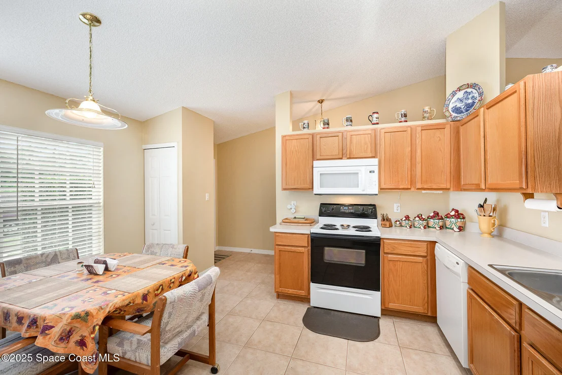 Photo of 6465 Grissom Parkway