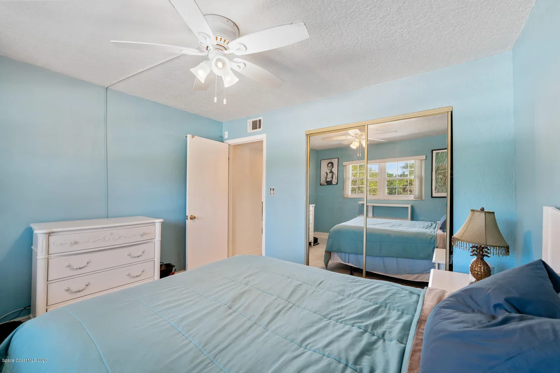 Photo of Unit 310 at 1025 Rockledge Drive