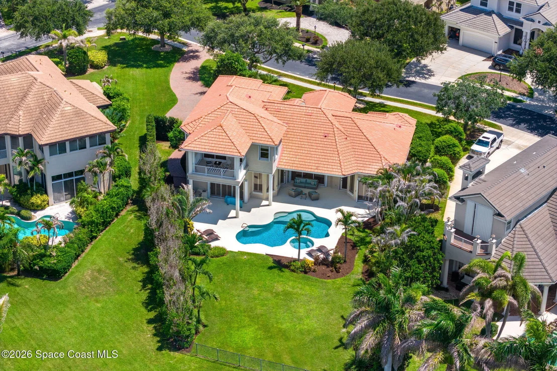 Photo of 242 Flanders Drive