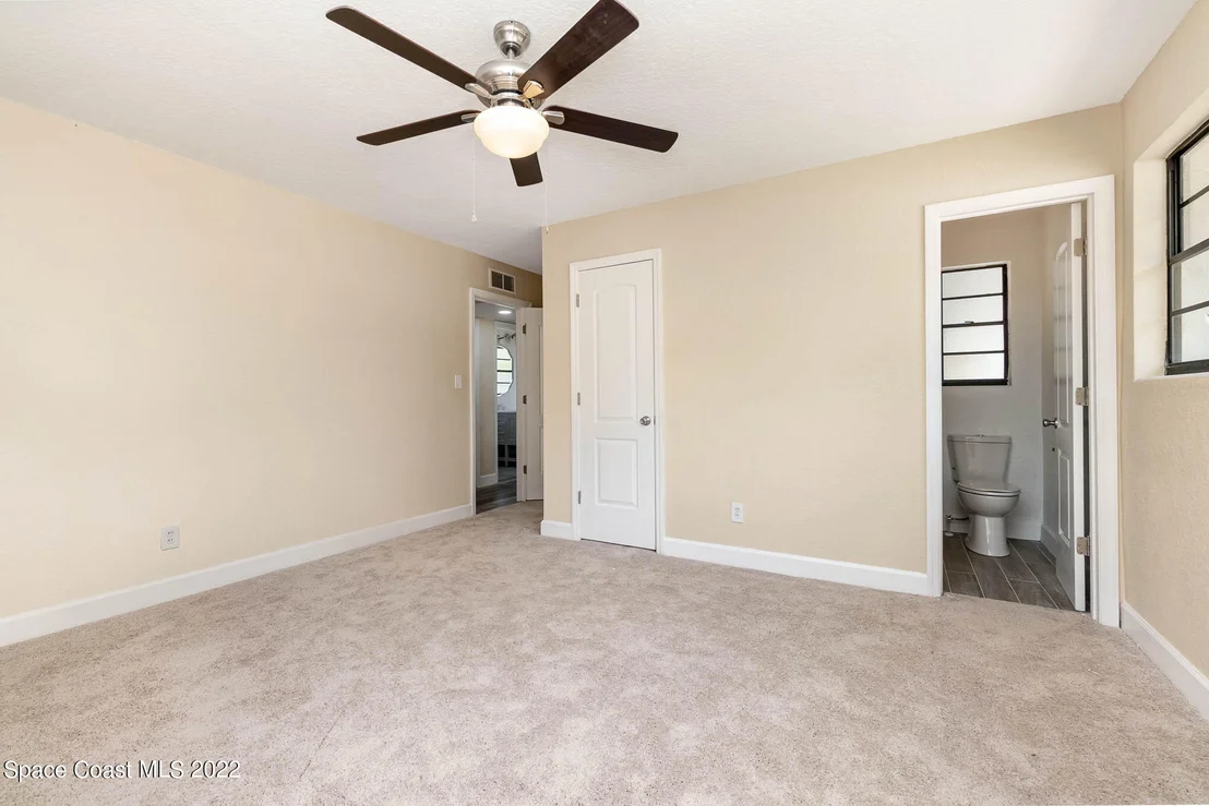 Photo of 1207 Westview Drive W