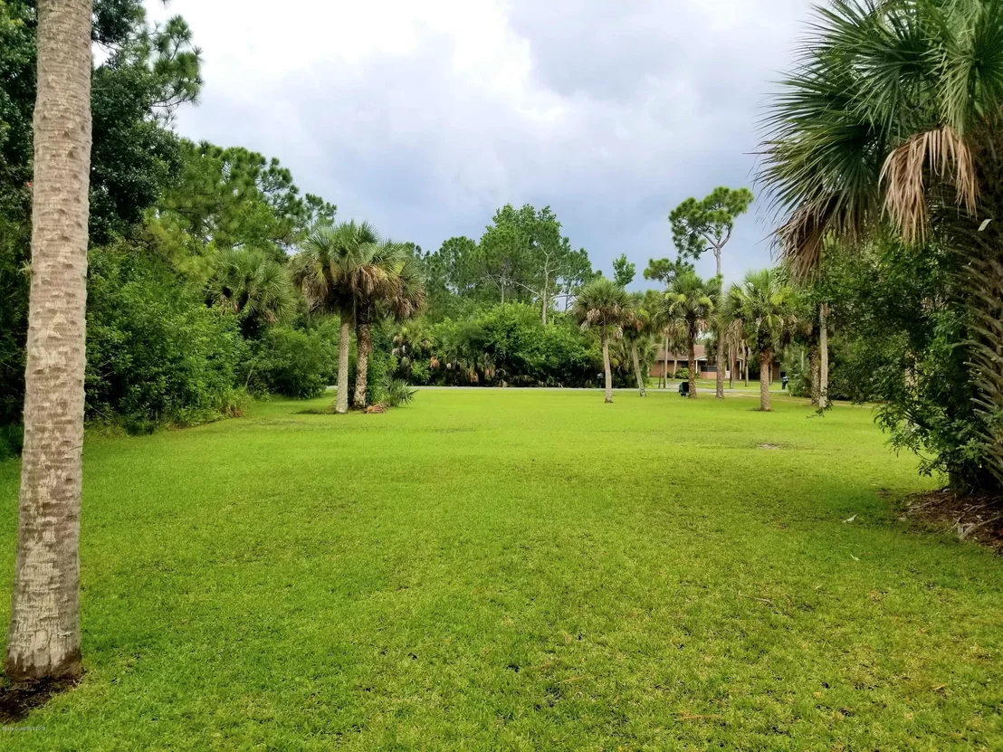 Photo of 4500 Deerwood