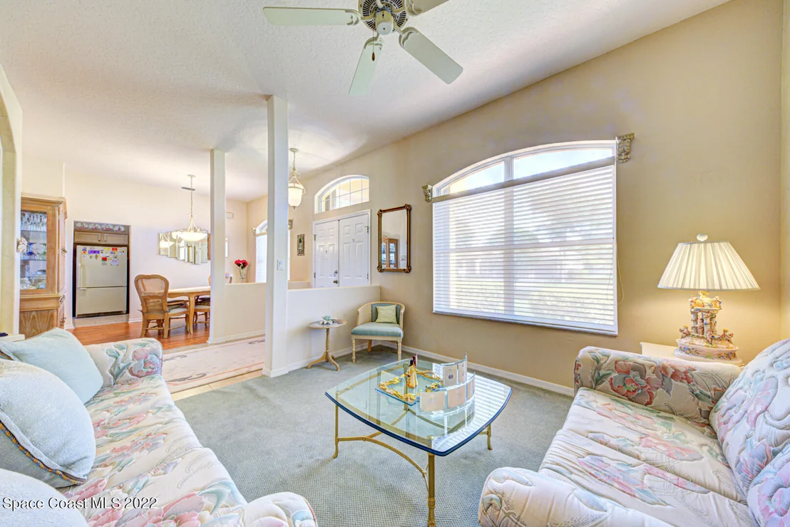 Photo of 5948 Newbury Circle