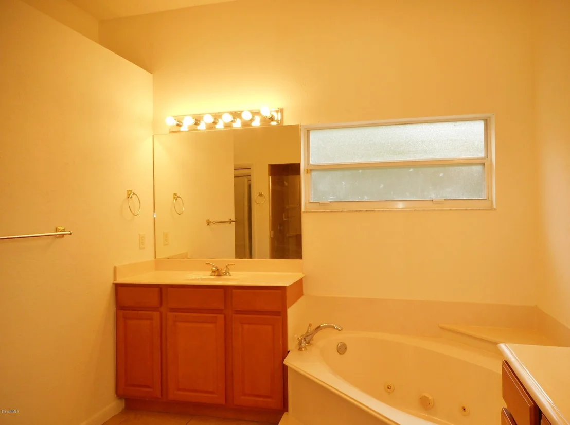 Photo of 4120 Ponderosa Road