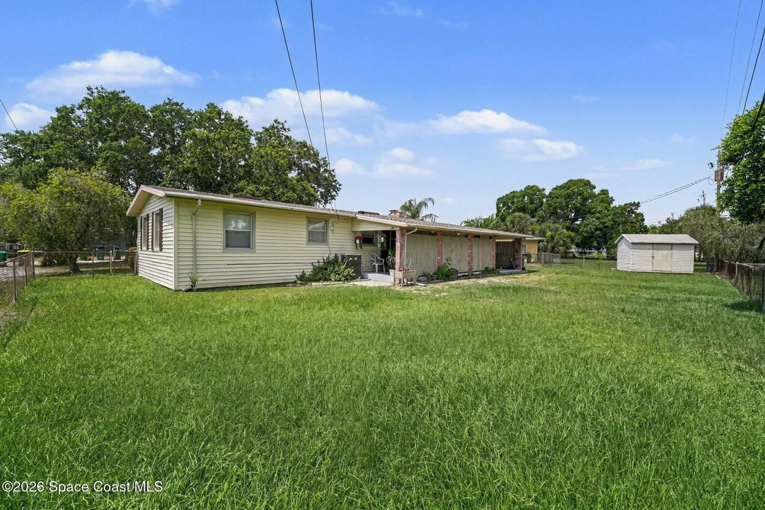 Photo of 1218 Vassar Lane