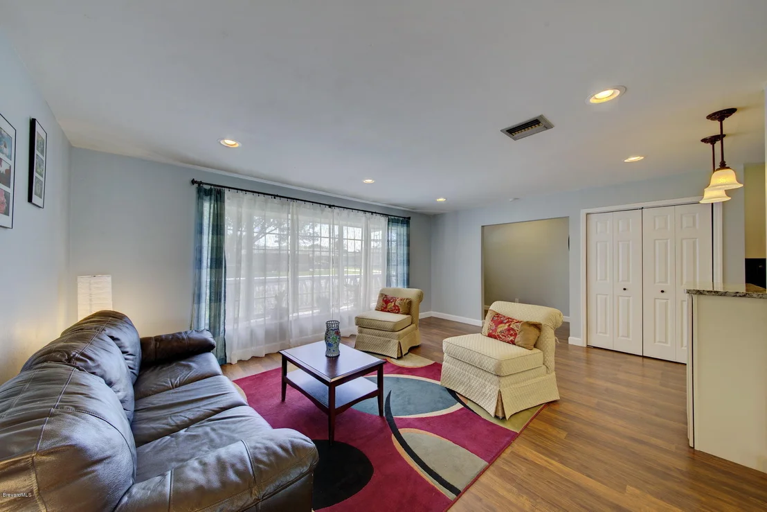 Photo of 1284 Troon Way