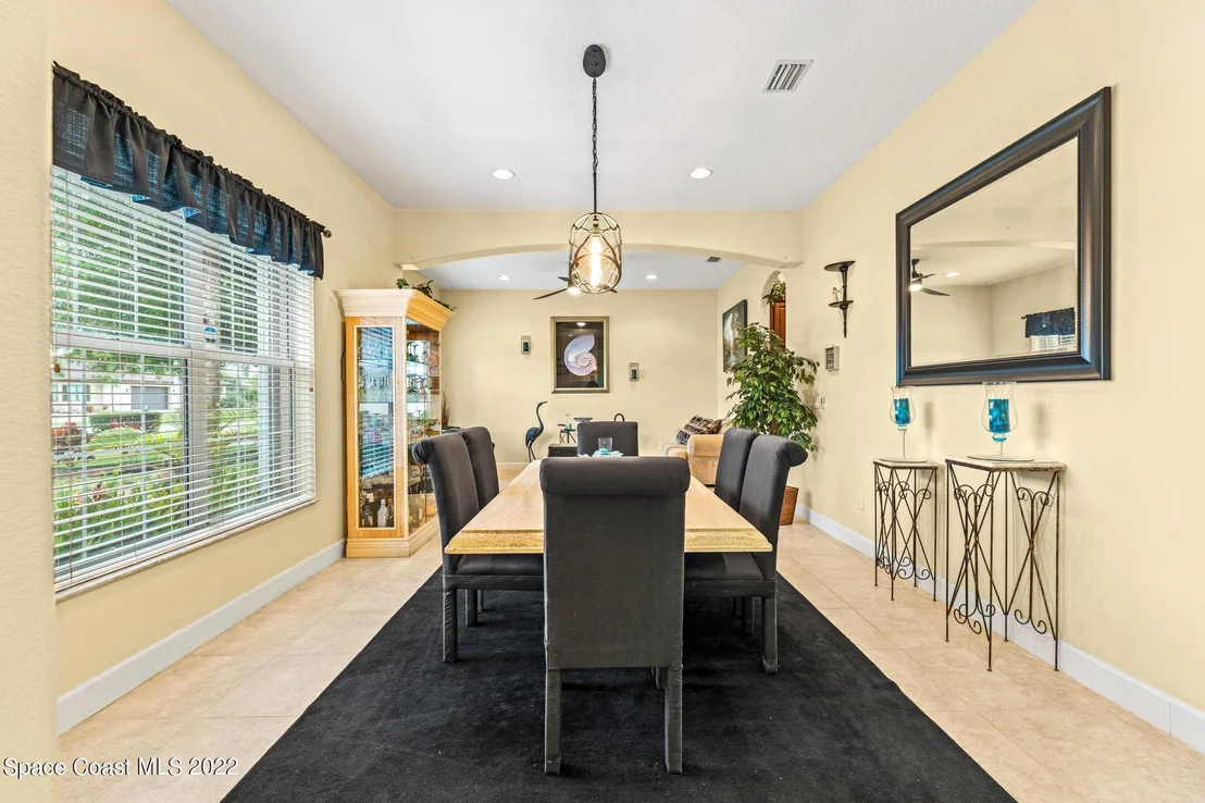 Photo of 1358 Centennial Way