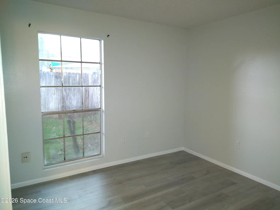 Photo of 693 John Hancock Lane
