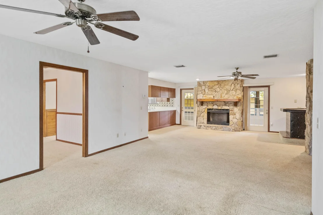 Photo of 741 Montclair Road NE