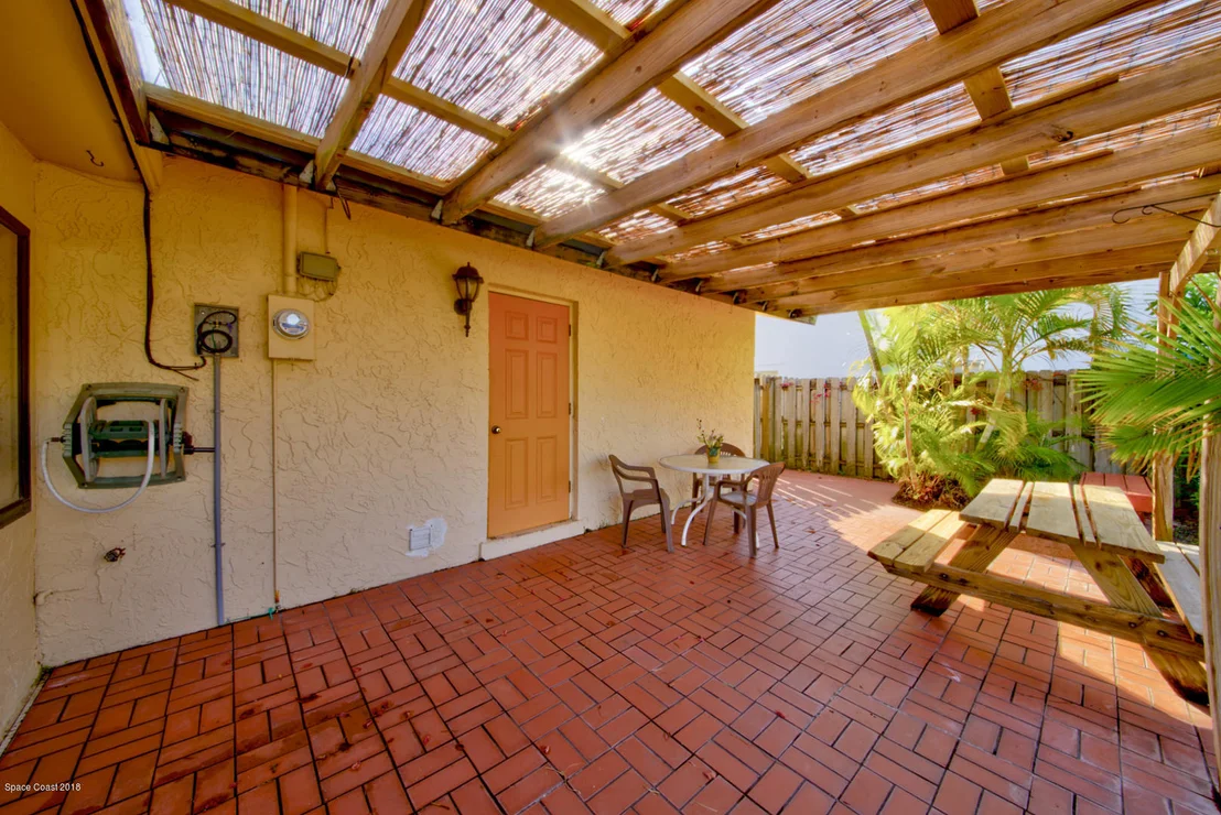 Photo of 356 Dorset Drive