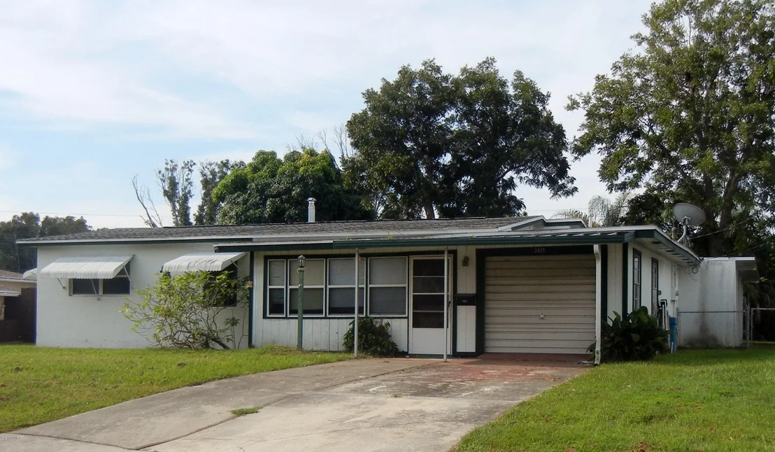 Photo of 2425 Allan Adale Road
