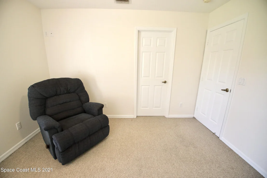 Photo of 6439 53rd Circle