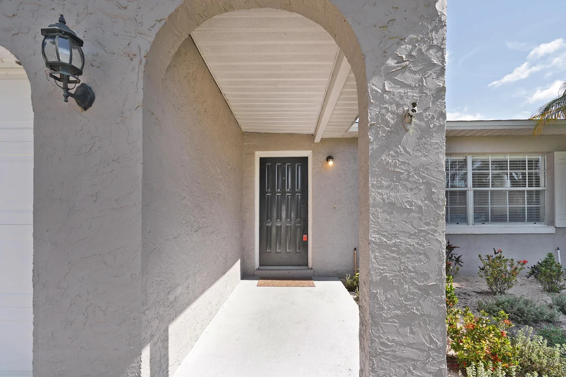 Photo of 832 Berkshire Drive