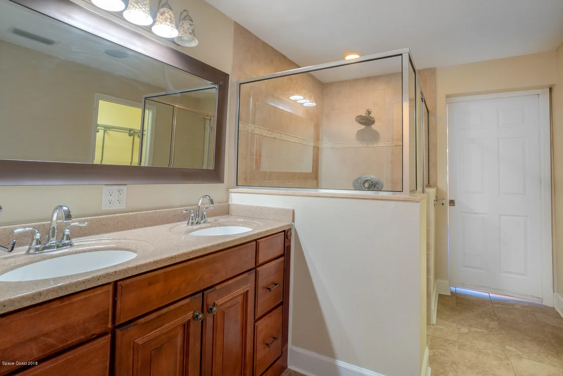 Photo of 304 Third Avenue