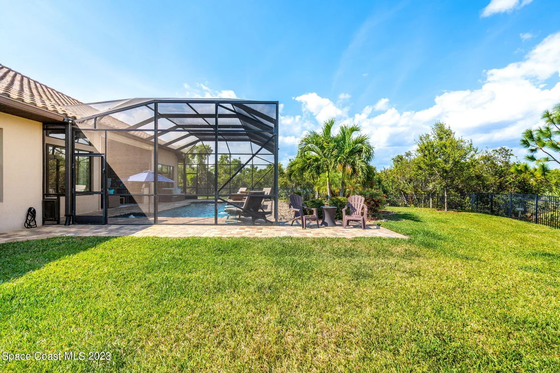 Photo of 5530 Calder Drive