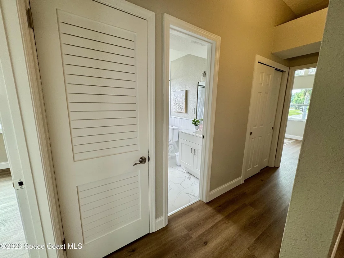 Photo of 2252 Laden Road