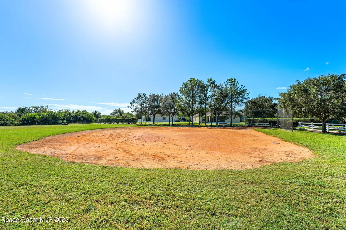 Photo of 4227 Four Lakes Drive