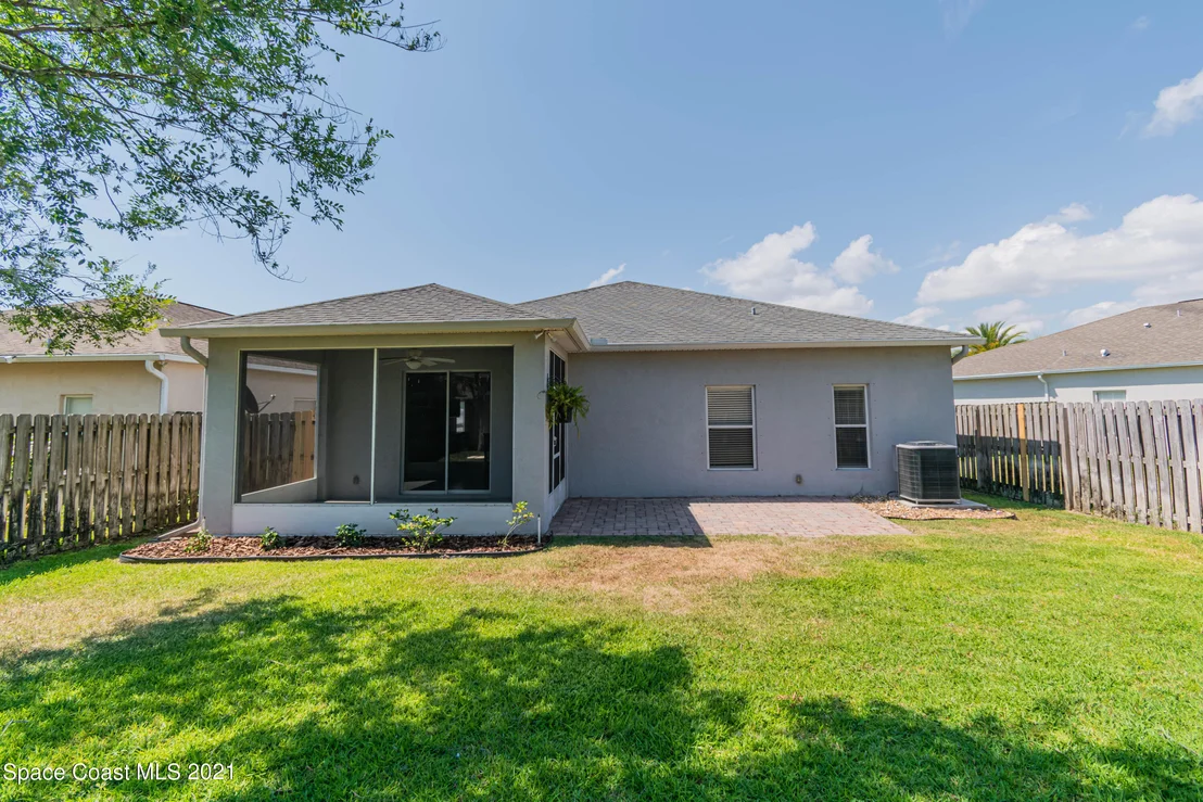 Photo of 1598 Maeve Circle