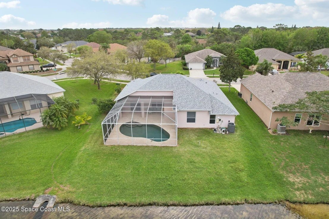 Photo of 4687 Alamanda Drive