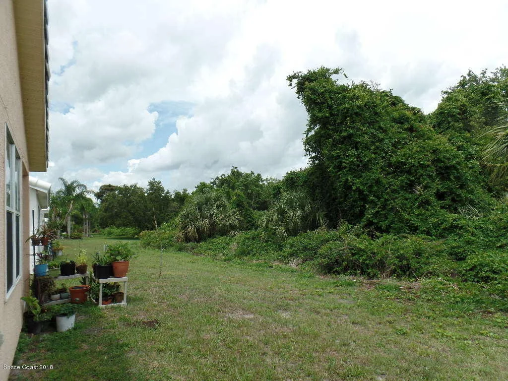 Photo of 1109 Goldenrod Circle NE