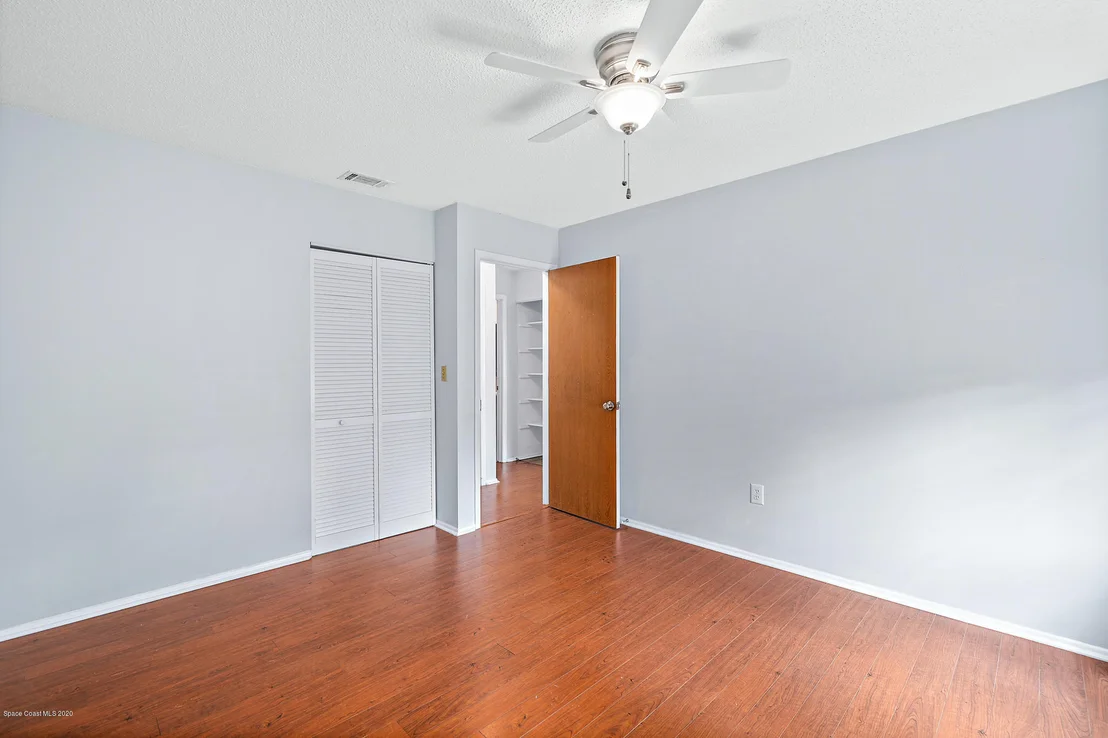 Photo of 6437 Fairchild Avenue