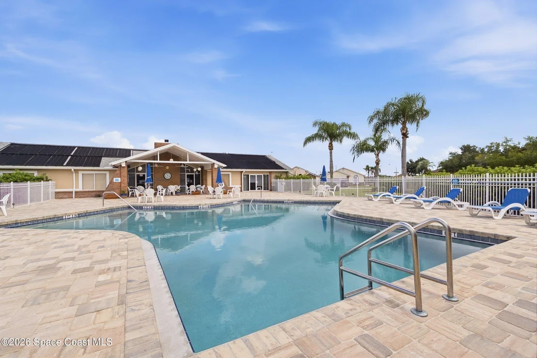 Photo of 910 Cross Lake Drive