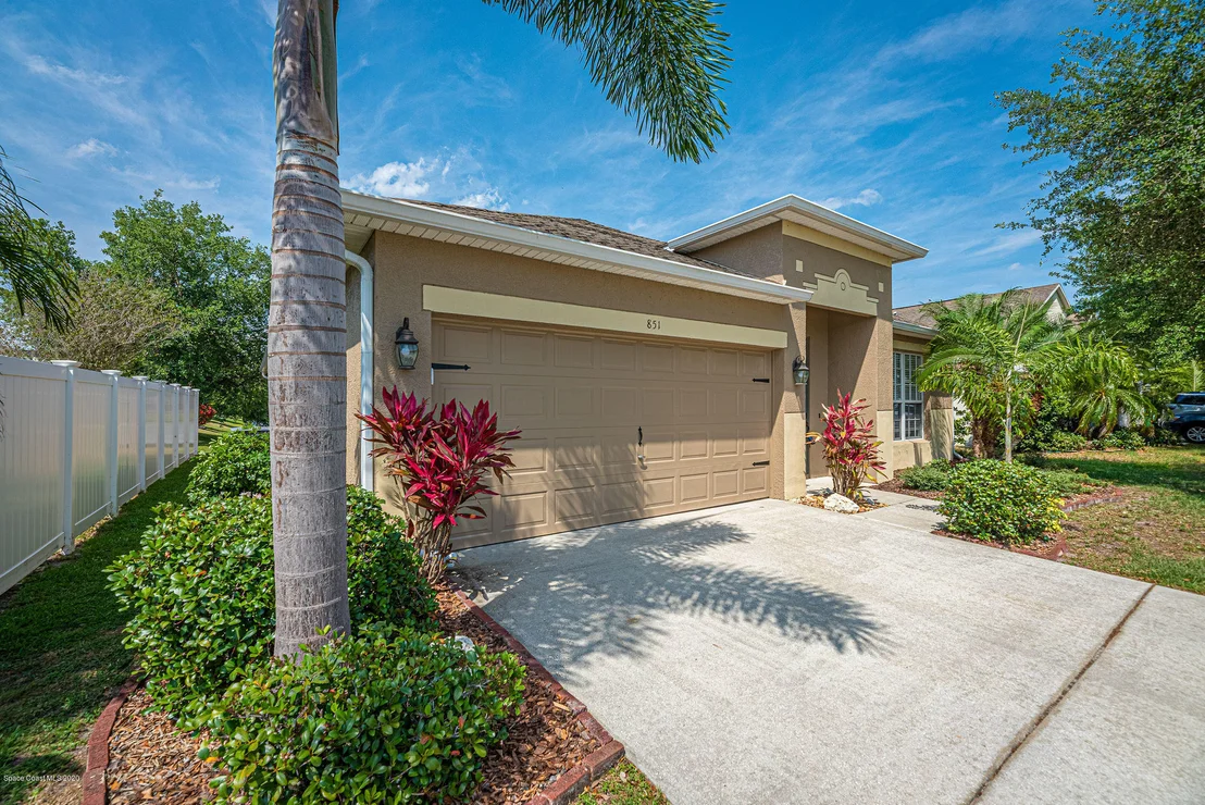 Photo of 851 Cressa Circle