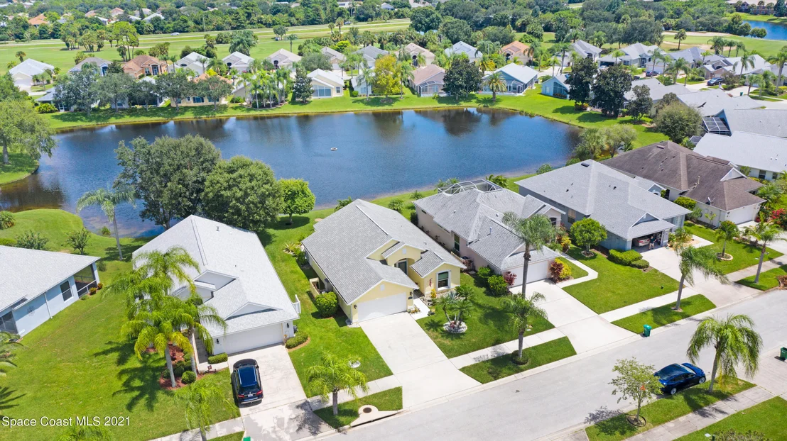 Photo of 2589 Addington Circle