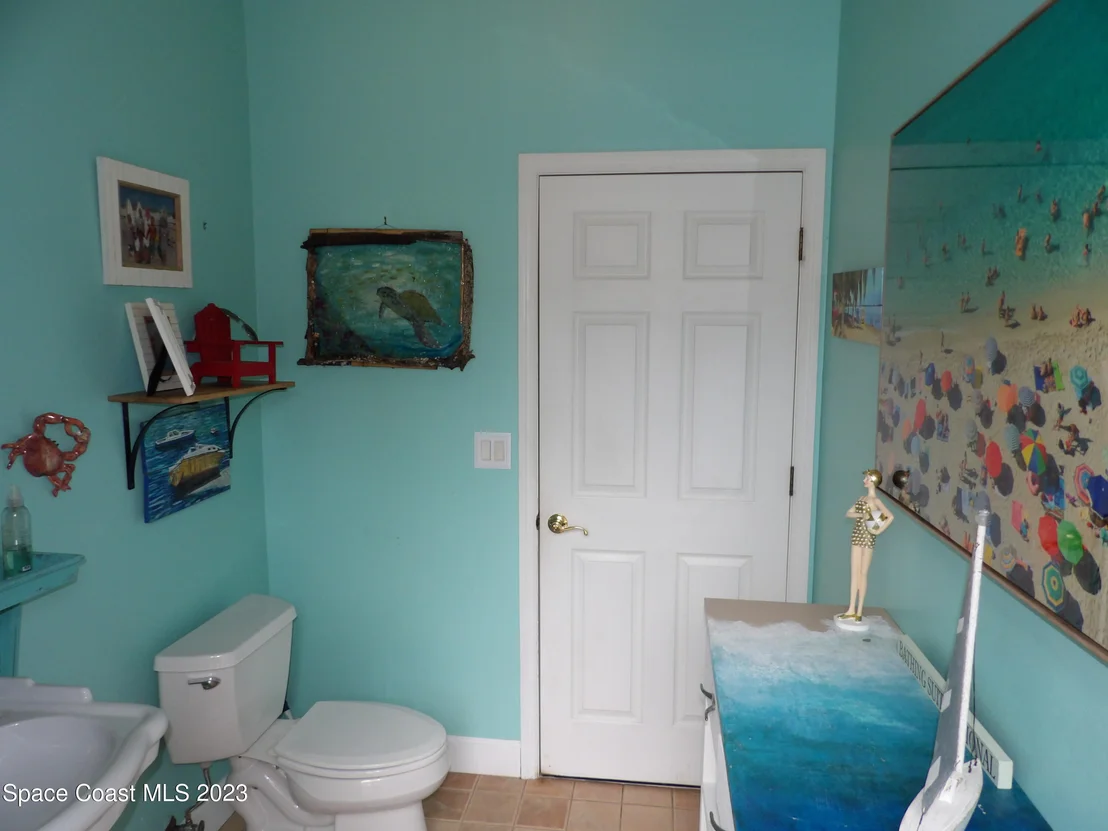Photo of 401 Mosswood Boulevard
