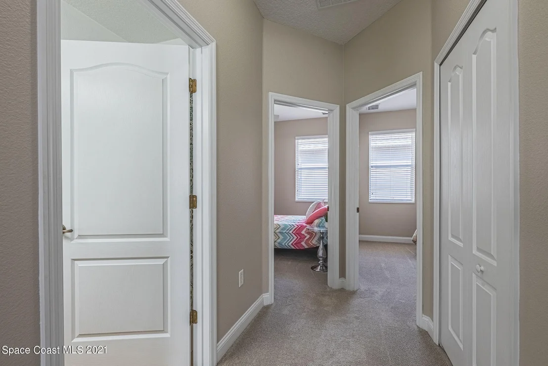 Photo of 401 Waterside Circle