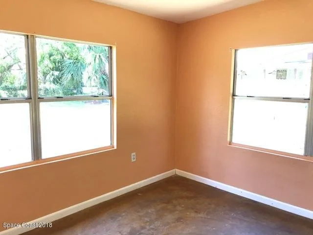 Photo of 2546 Coconut Drive