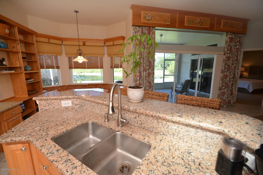 Photo of 865 Suntree Woods Drive