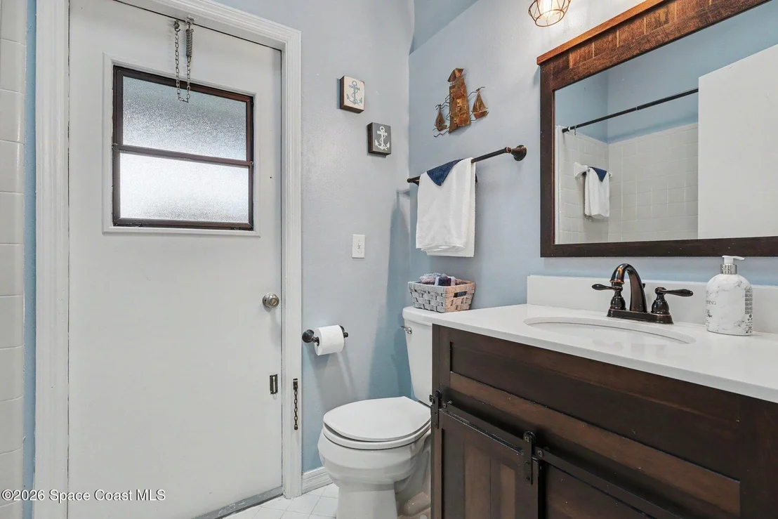 Photo of 594 Pine Forest Court