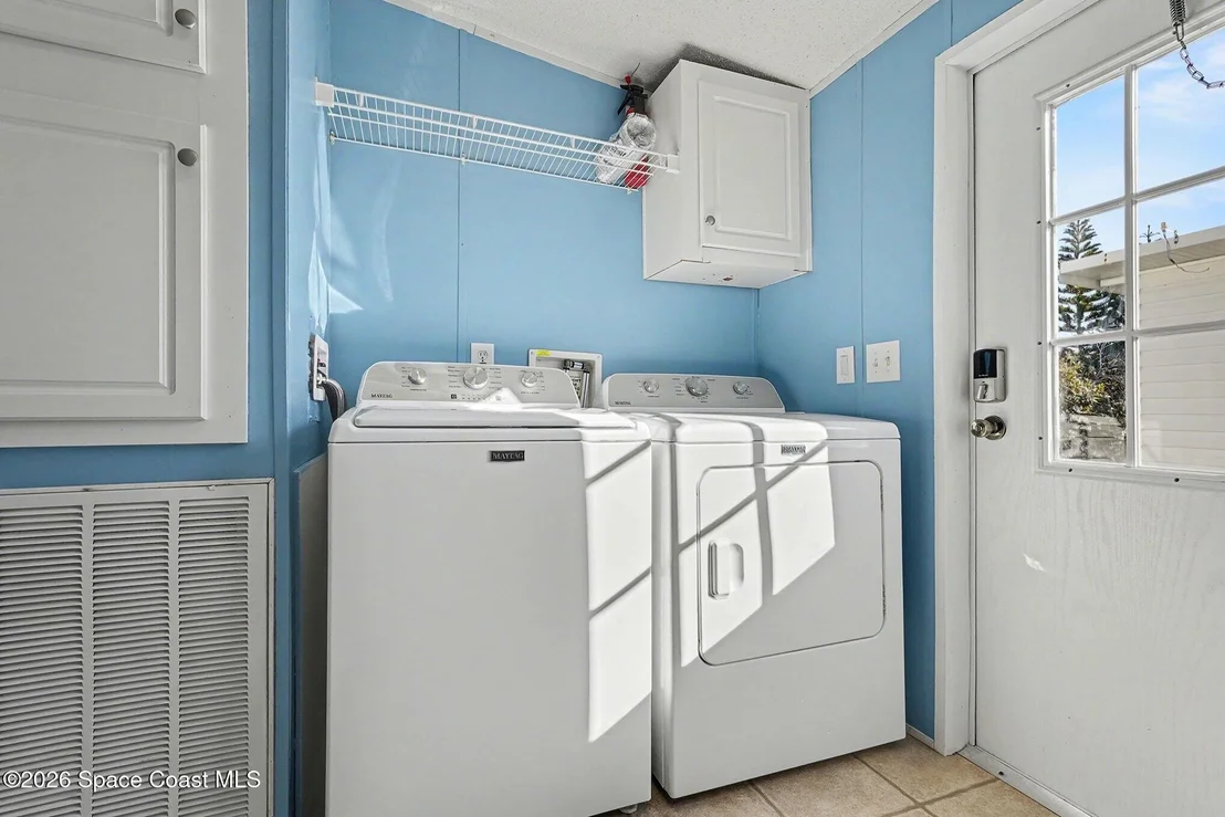 Photo of 926 Laurel Circle