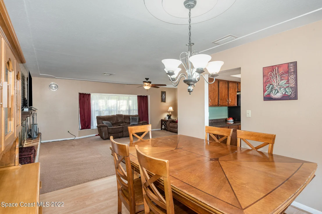 Photo of 384 Chester Drive