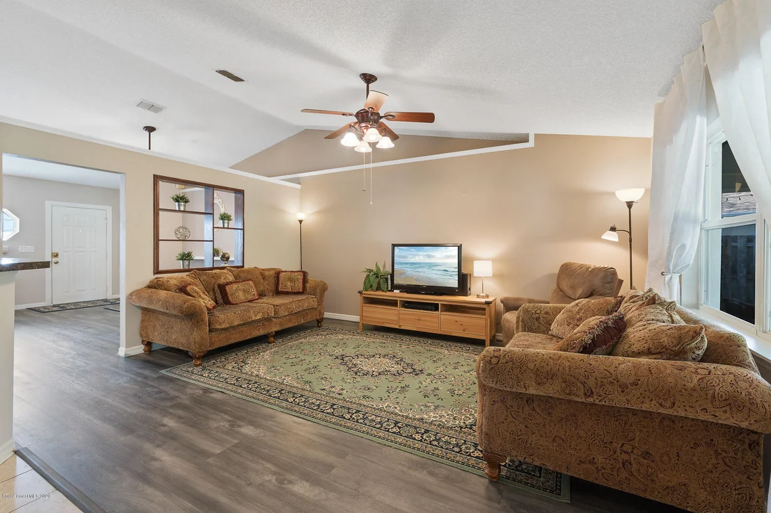 Photo of 3479 Saddle Brook Drive